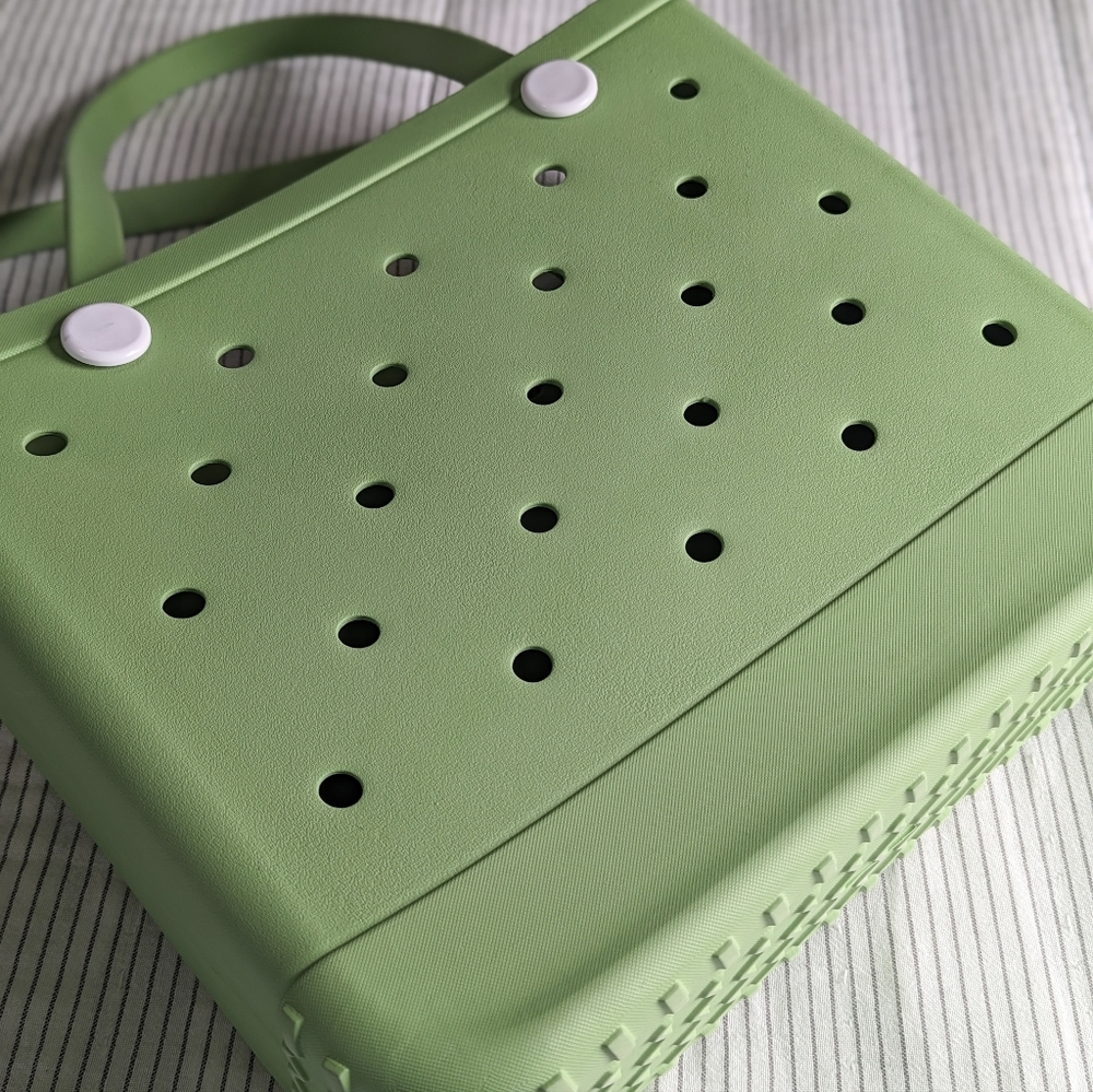 *SOLD* Rubber beach bag